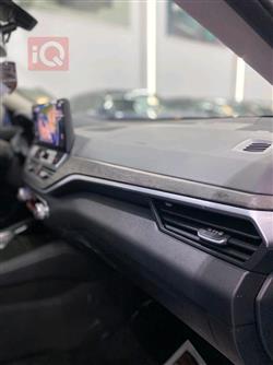 نيسان ألتيما